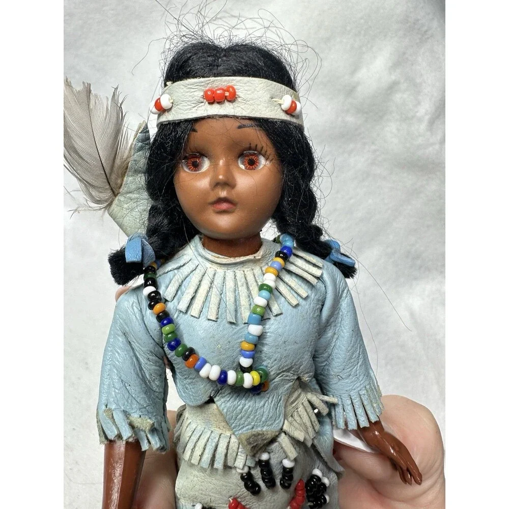 VTG Native American Indian Souvenir Doll 7.5